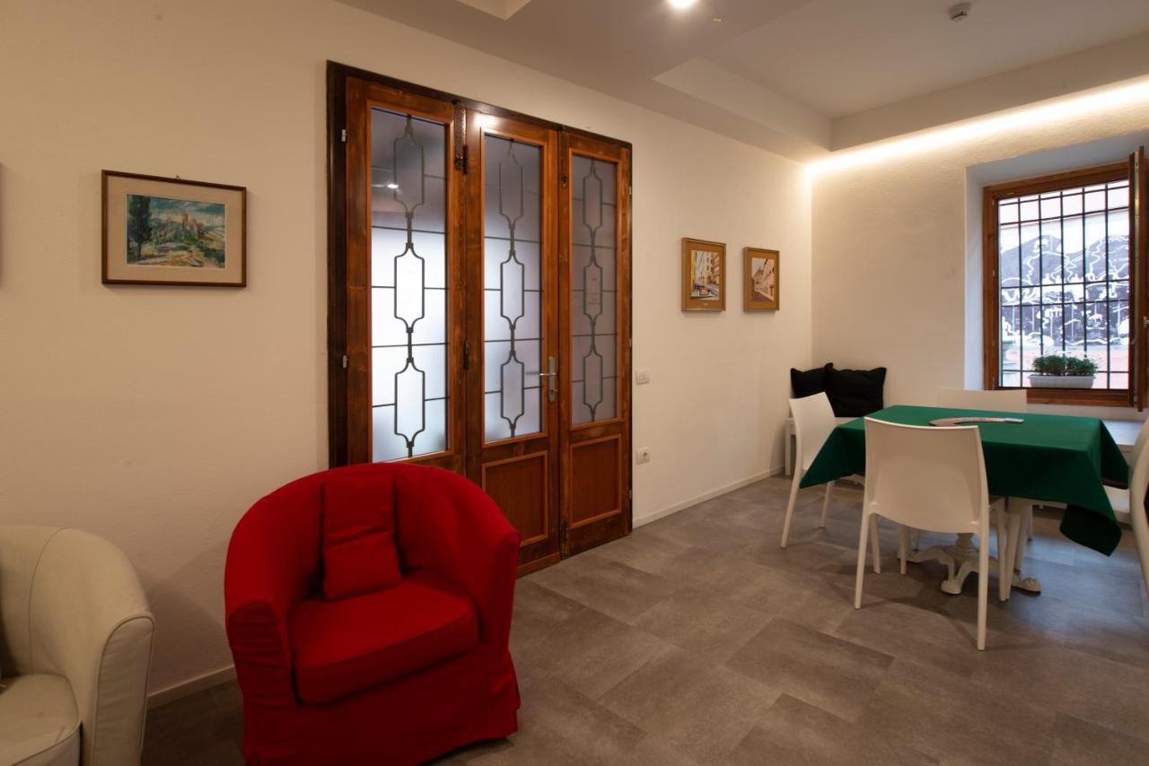 Albergo La Rocca 브리시그헬라 외부 사진