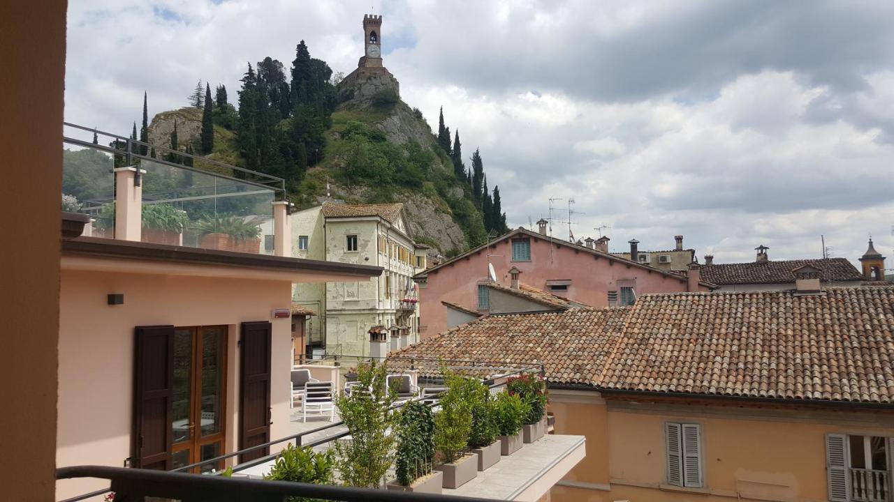 Albergo La Rocca 브리시그헬라 외부 사진