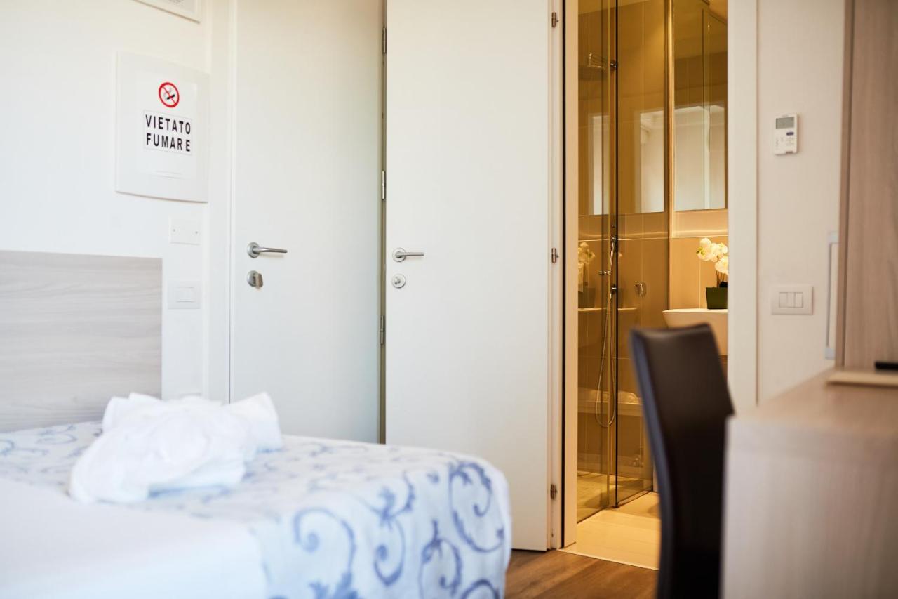 Albergo La Rocca 브리시그헬라 외부 사진
