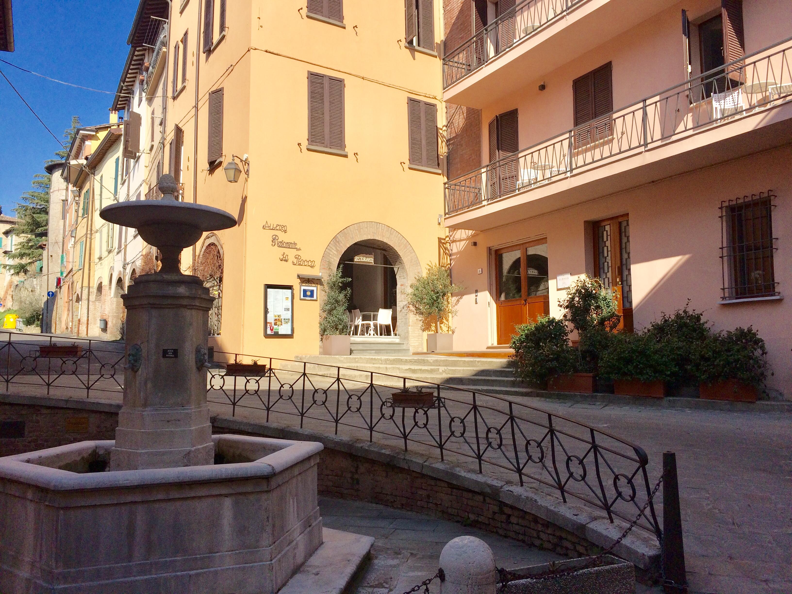Albergo La Rocca 브리시그헬라 외부 사진