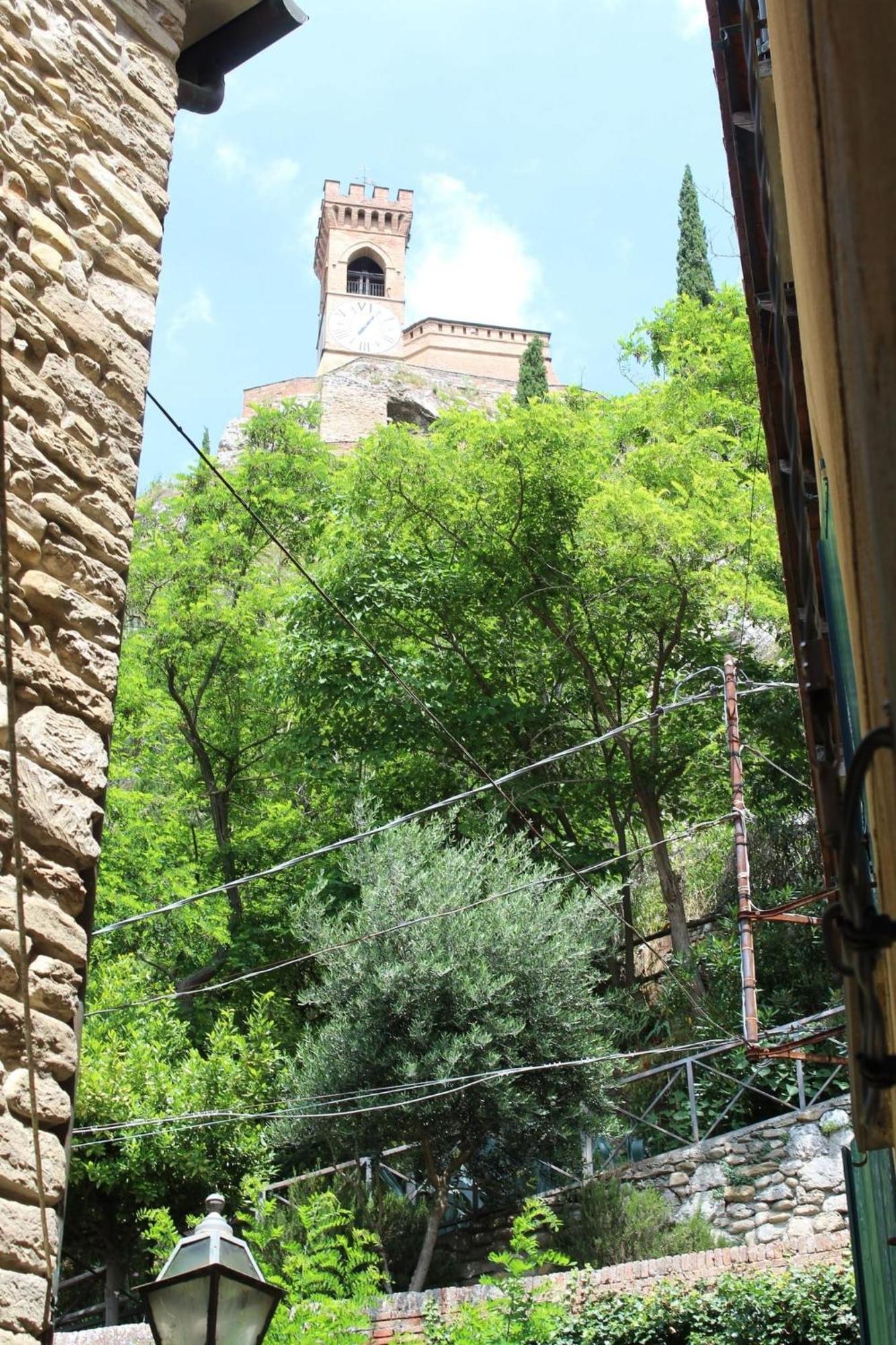 Albergo La Rocca 브리시그헬라 외부 사진